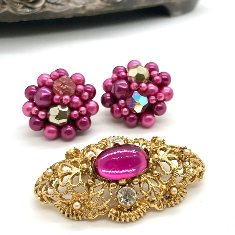 Vintage Pink Rhinestone Brooch & Earrings